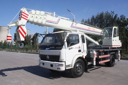 點(diǎn)擊查看詳細(xì)信息<br>標(biāo)題：12-16噸汽車吊 閱讀次數(shù)：4206