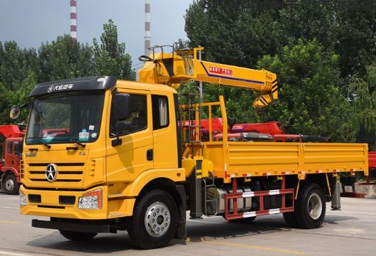 點擊查看詳細(xì)信息<br>標(biāo)題：8噸大運隨車吊 閱讀次數(shù)：1957