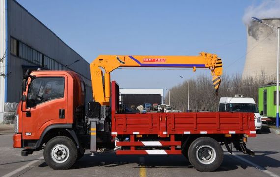 點擊查看詳細(xì)信息<br>標(biāo)題：4噸大運隨車吊 閱讀次數(shù)：1941