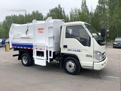點擊查看詳細信息<br>標(biāo)題：5方柴油版小卡之星垃圾車 閱讀次數(shù)：3239